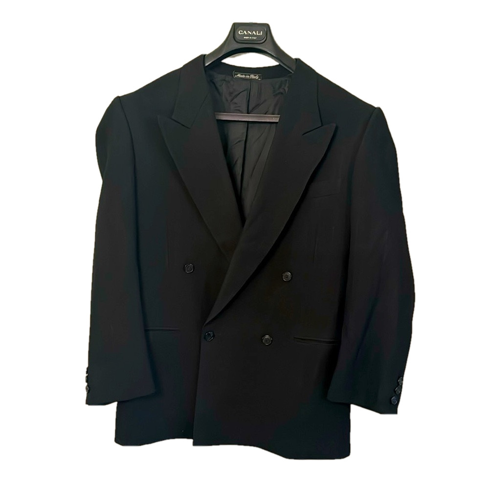 Giorgio Armani Pristine Black Double Breasted Blazer. Quality pin-stripe 39R